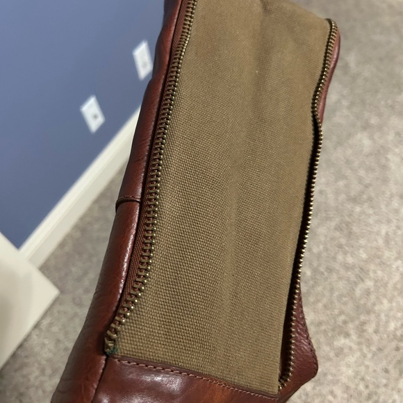 Will Leather Goods Bag - Picture 6 of 8